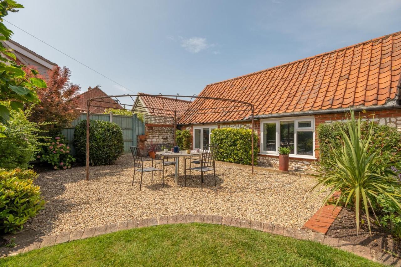 Castle Bungalow Thornham  Exterior photo